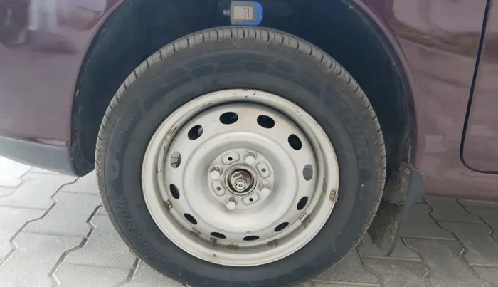 2013 Tata Indigo ECS LX CR4, Diesel, Manual, 1,16,975 km, tyre