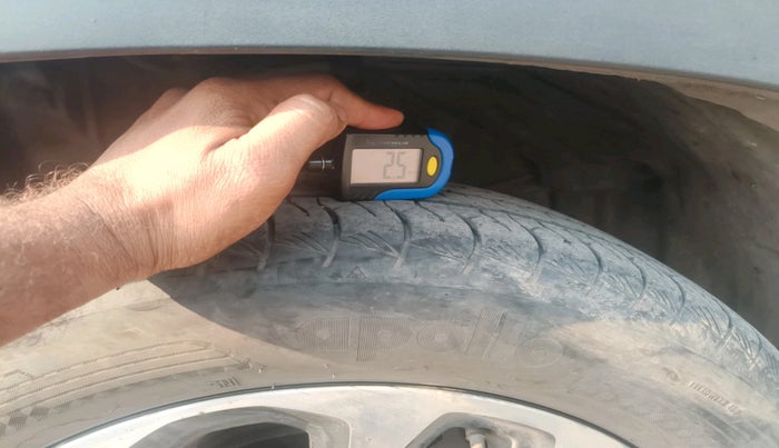 2022 Maruti Grand Vitara ZETA SMART HYBRID, Petrol, Manual, 59,737 km, tyre