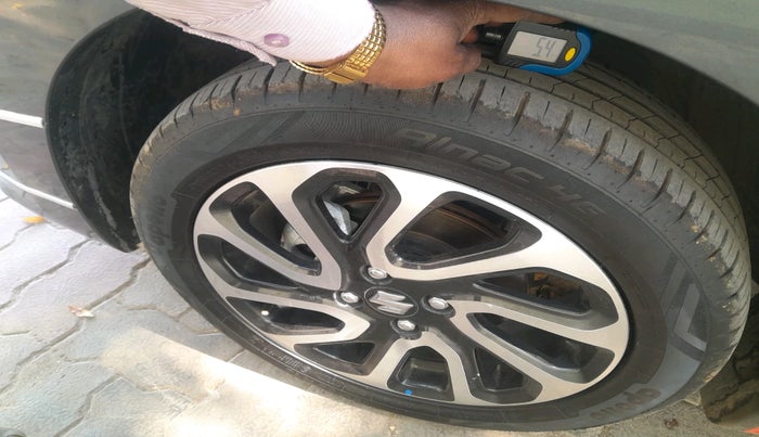 2023 Maruti Baleno ALPHA 1.2 AGS, Petrol, Automatic, 13,178 km, tyre