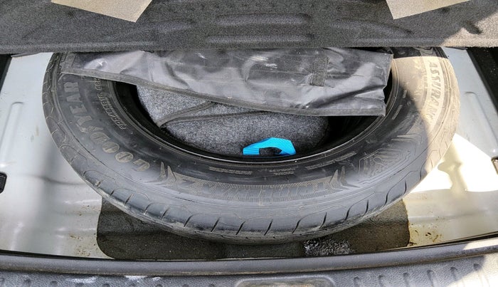 2023 KIA SELTOS  HTX 1.5 PETROL MT, Petrol, Manual, 41,656 km, tyre