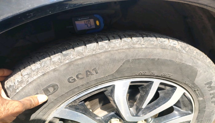 2025 Maruti Swift VXi (O) CNG, CNG, Manual, 28,057 km, tyre