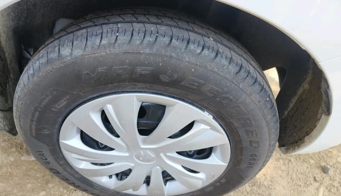 2025 Maruti Swift VXi, Petrol, Manual, 6,700 km, tyre