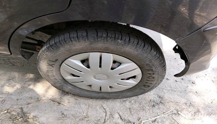 2017 Maruti Alto 800 LXI, Petrol, Manual, 49,700 km, tyre