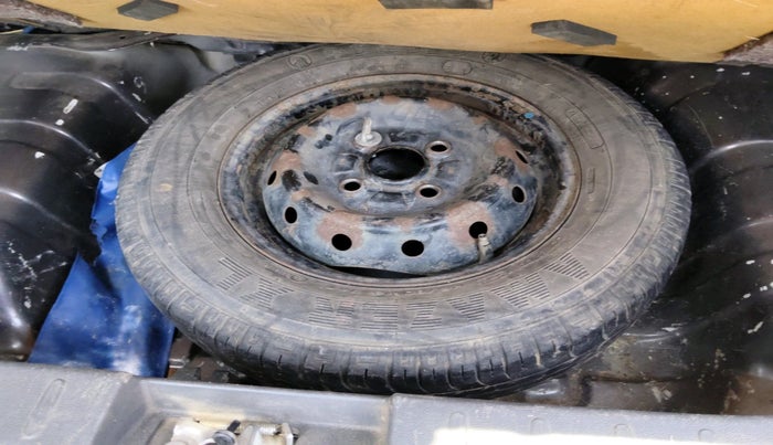 2017 Maruti Alto 800 LXI, Petrol, Manual, 49,700 km, tyre