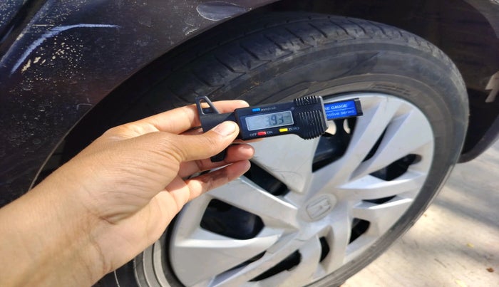 2017 Honda WR-V 1.2L I-VTEC S MT, CNG, Manual, 98,068 km, tyre