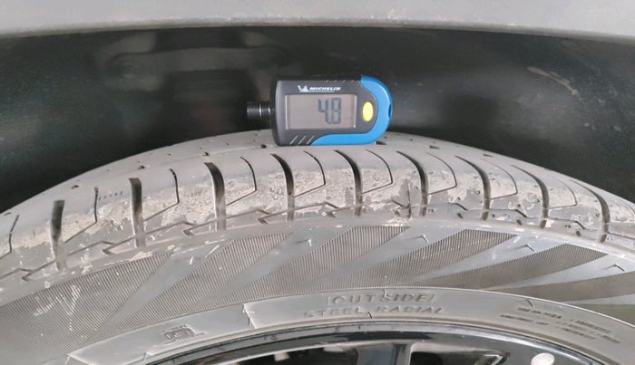 2025 Hyundai Creta S (O) 1.5 PETROL, Petrol, Manual, 4,537 km, tyre