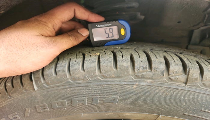 2016 Maruti Swift VDI (O), Diesel, Manual, 1,43,895 km, tyre