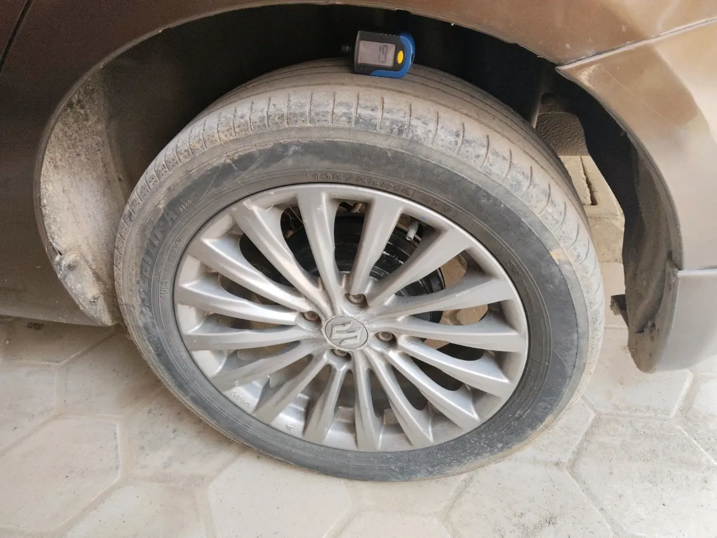 2016 Maruti Ciaz ZDI+ SHVS, Diesel, Manual, 2,05,835 km, tyre