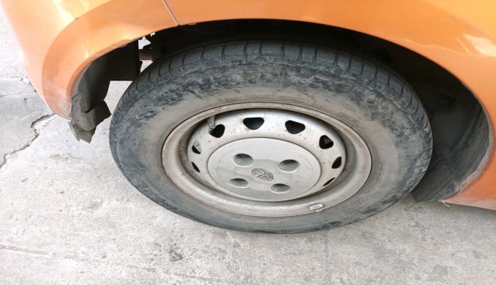 2016 Tata Tiago XM PETROL, Petrol, Manual, 85,961 km, tyre