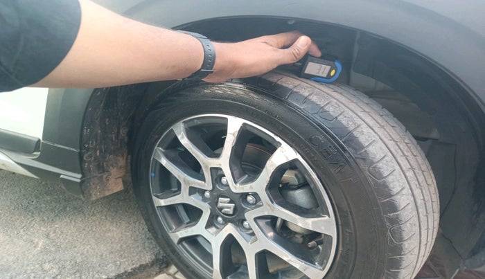 2023 Maruti XL6 ZETA MT, Petrol, Manual, 79,508 km, tyre