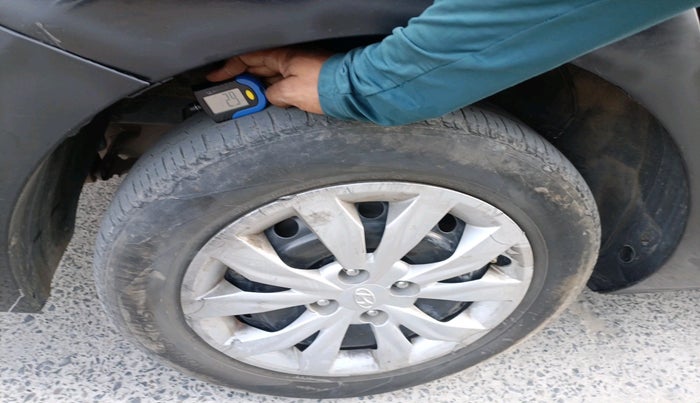 2018 Hyundai Verna 1.6 EX CRDI, Diesel, Manual, 2,20,503 km, tyre