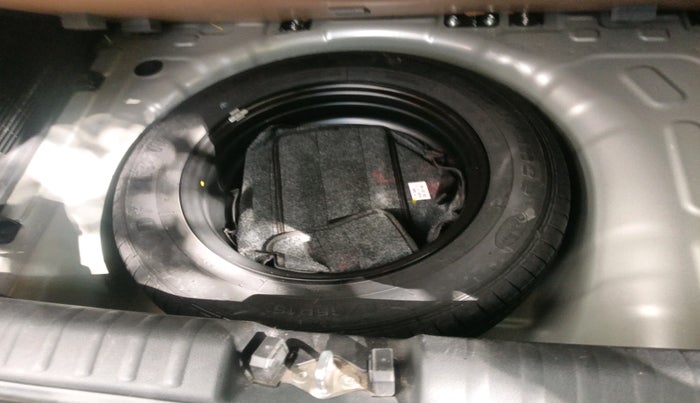 2024 KIA SONET 	 HTX 1.0 TURBO DCT, Petrol, Automatic, 23,676 km, tyre