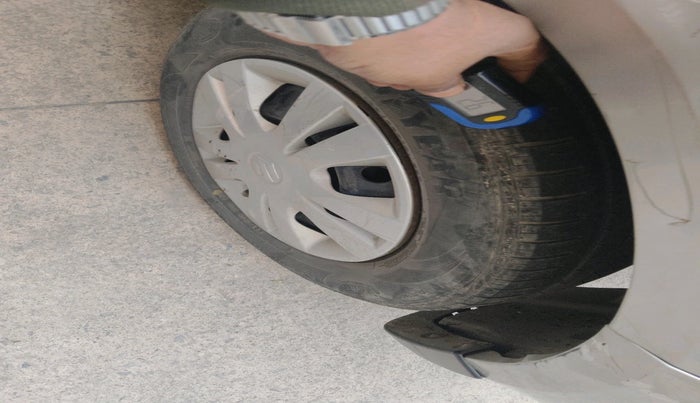 2012 Maruti Swift Dzire VXI, Petrol, Manual, 57,707 km, tyre