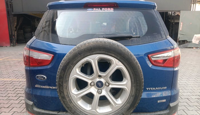 2018 Ford Ecosport TITANIUM + 1.5L DIESEL, Diesel, Manual, 1,18,118 km, tyre