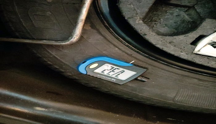 2013 Skoda Laura AMBIENTE 2.0 TDI CR MT, Diesel, Manual, 1,65,761 km, tyre