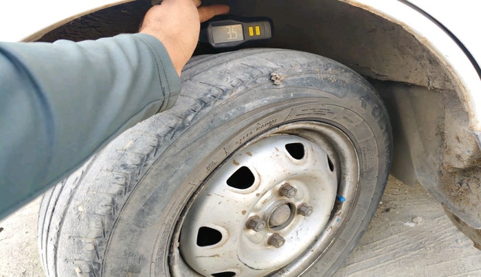 2019 Maruti Eeco 5 STR WITH A/C+HTR, CNG, Manual, 84,428 km, tyre