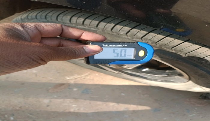 2014 Honda Mobilio 1.5L I-DTEC RS, Diesel, Manual, 1,45,346 km, tyre