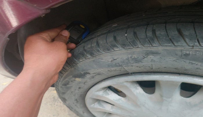 2011 Tata Indigo ECS LX CR4, Diesel, Manual, 89,000 km, tyre