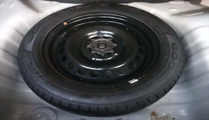 2016 Hyundai Grand i10 SPORTZ 1.2 KAPPA VTVT, Petrol, Manual, 31,315 km, tyre