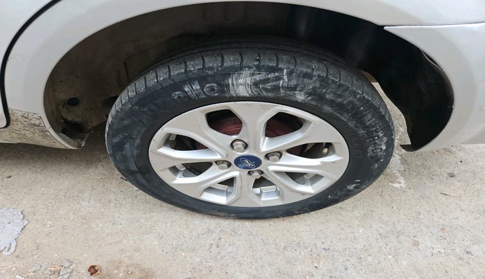 2014 Ford Classic CLXI 1.4 DIESEL, Diesel, Manual, 94,687 km, tyre