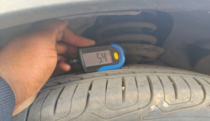 2024 Mahindra XUV 3XO AX7L 1.2 TGDi, Petrol, Manual, 18,340 km, tyre