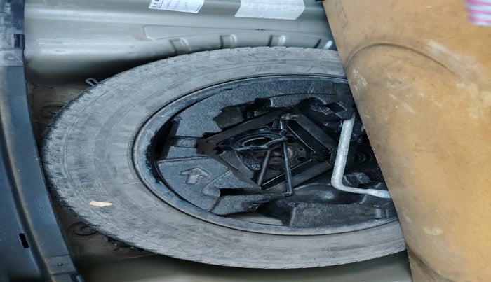 2014 Skoda Octavia ELEGANCE 1.8 TSI AT, Petrol, Automatic, 77,125 km, tyre