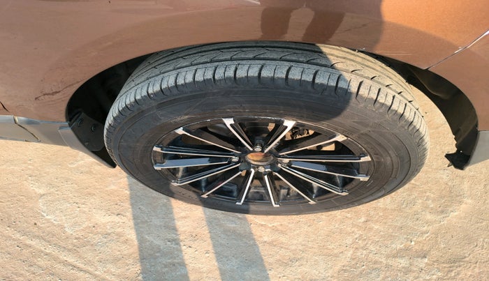 2016 Ford Ecosport TITANIUM 1.5L PETROL AT, Petrol, Automatic, 75,980 km, tyre