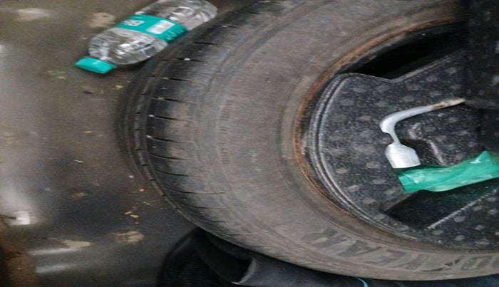 2018 Maruti Ciaz DELTA AT 1.5 SHVS PETROL, Petrol, Automatic, 66,094 km, tyre