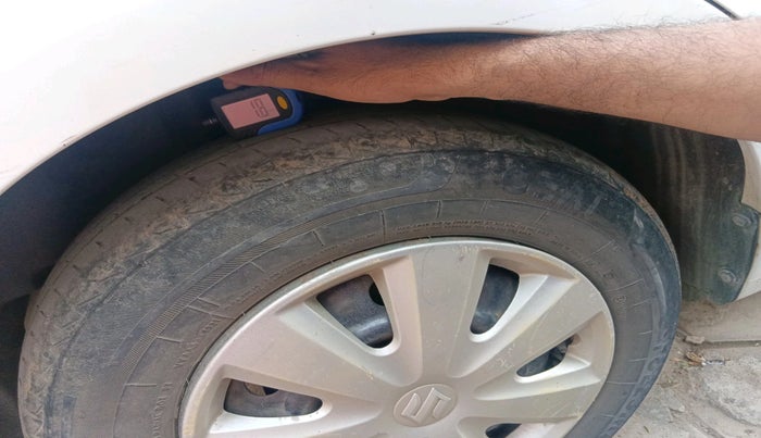 2011 Maruti Swift Dzire VDI, Diesel, Manual, 1,32,561 km, tyre