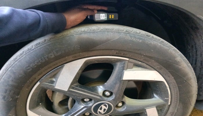 2019 Hyundai VENUE SX(O) 1.4 CRDI, Diesel, Manual, 1,25,829 km, tyre