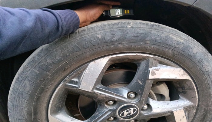 2019 Hyundai VENUE SX(O) 1.4 CRDI, Diesel, Manual, 1,25,829 km, tyre