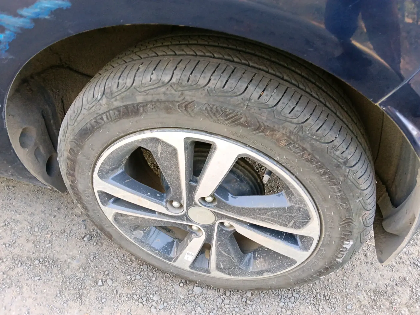 2023 Tata ALTROZ XZA PLUS, Petrol, Automatic, 10,903 km, tyre