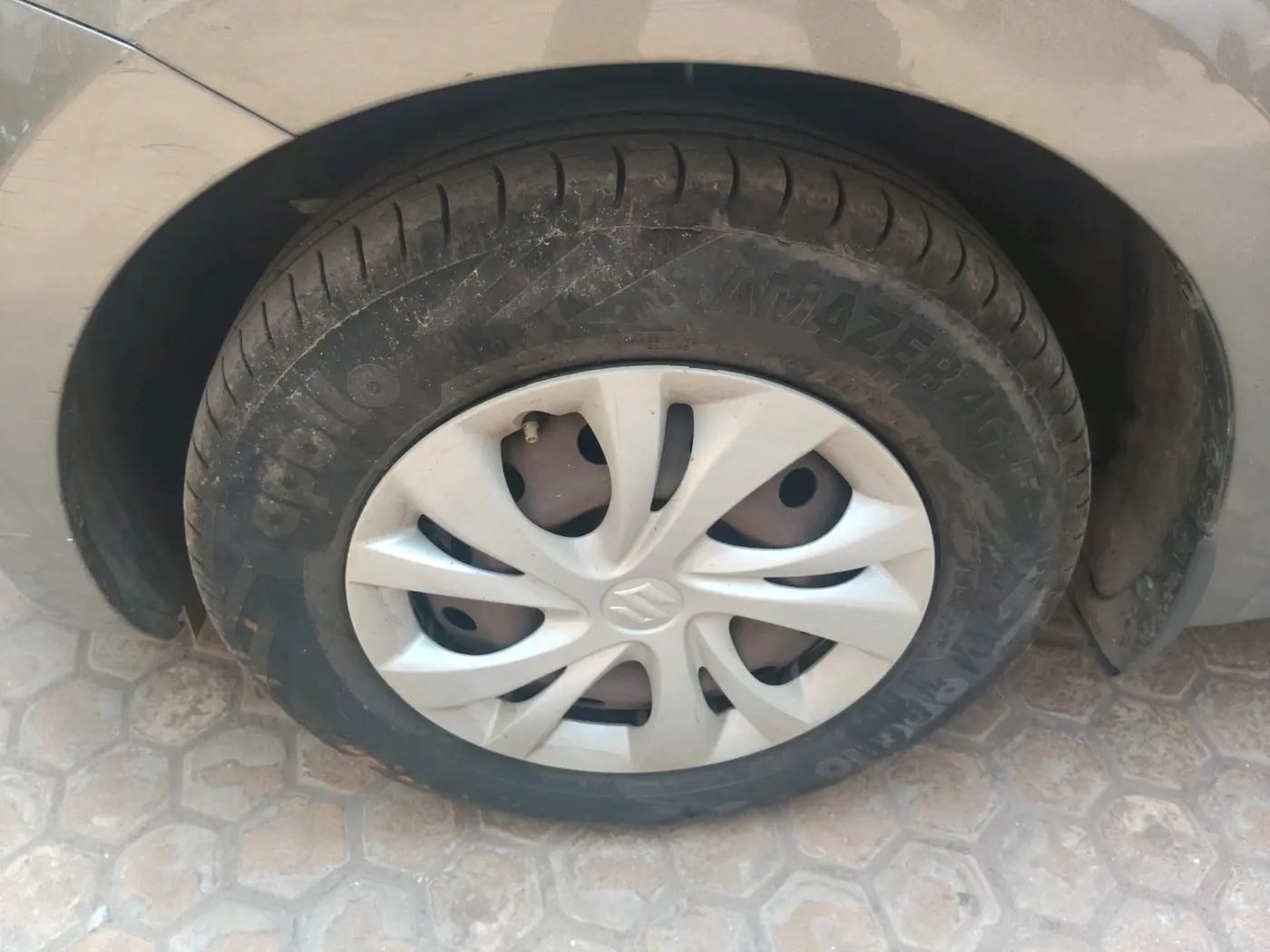 2018 Maruti Swift VXI, Petrol, Manual, 62,226 km, tyre