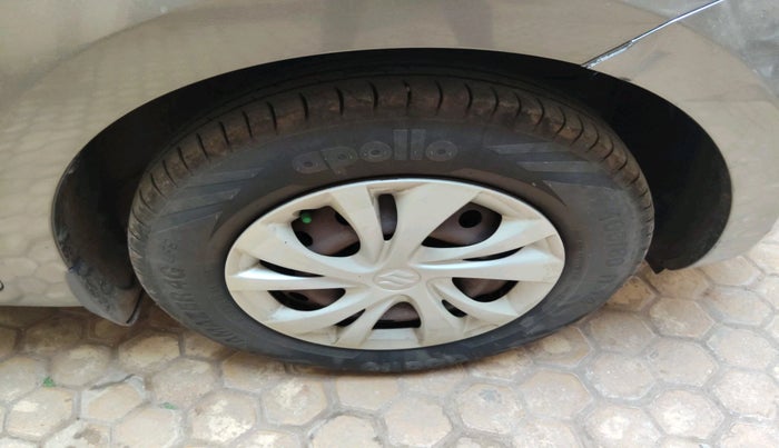 2018 Maruti Swift VXI, Petrol, Manual, 62,226 km, tyre