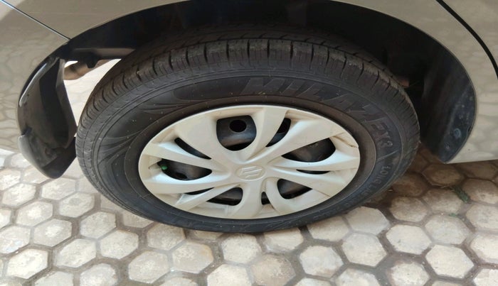 2018 Maruti Swift VXI, Petrol, Manual, 62,226 km, tyre