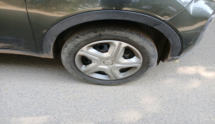 2021 Tata NEXON XM PETROL, Petrol, Manual, 62,049 km, tyre