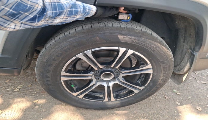 2018 Jeep Compass SPORT 2.0 DIESEL, Diesel, Manual, 1,42,898 km, tyre