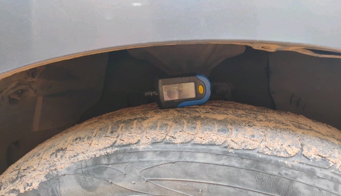 2010 Tata Indica Vista TERRA TDI, Diesel, Manual, 1,39,234 km, tyre