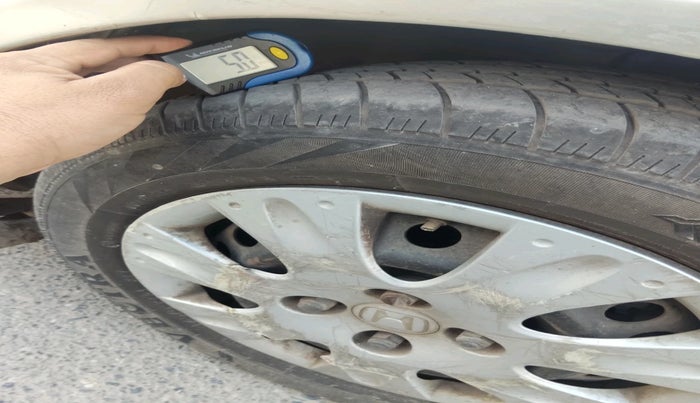 2015 Honda Amaze 1.2L I-VTEC S, Petrol, Manual, 50,987 km, tyre