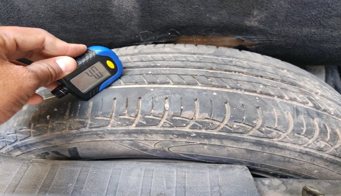 2017 Maruti Baleno ZETA CVT PETROL 1.2, CNG, Automatic, 1,12,888 km, tyre