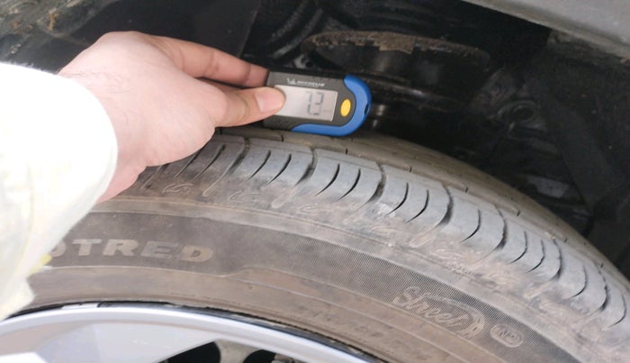 2025 Maruti BREZZA VXI, Petrol, Manual, 6,404 km, tyre