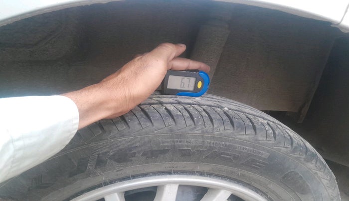 2017 Datsun Redi Go S, Petrol, Manual, 35,794 km, tyre