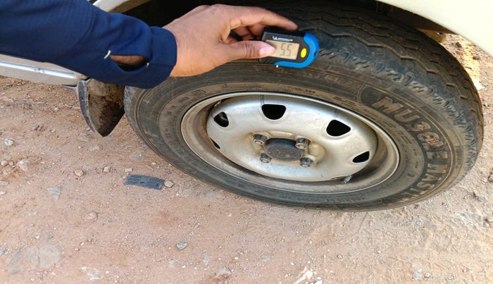 2018 Maruti Eeco 7 STR, CNG, Manual, 2,13,986 km, tyre