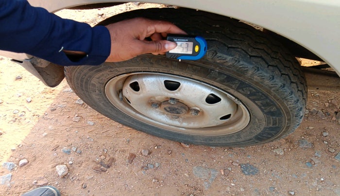 2018 Maruti Eeco 7 STR, CNG, Manual, 2,13,986 km, tyre