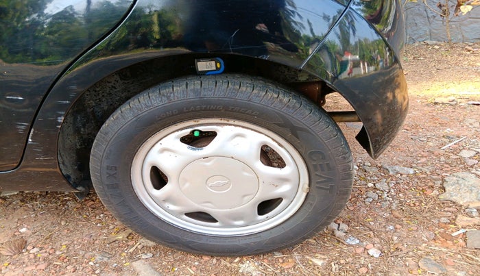 2011 Chevrolet Beat LS PETROL, Petrol, Manual, 1,34,073 km, tyre