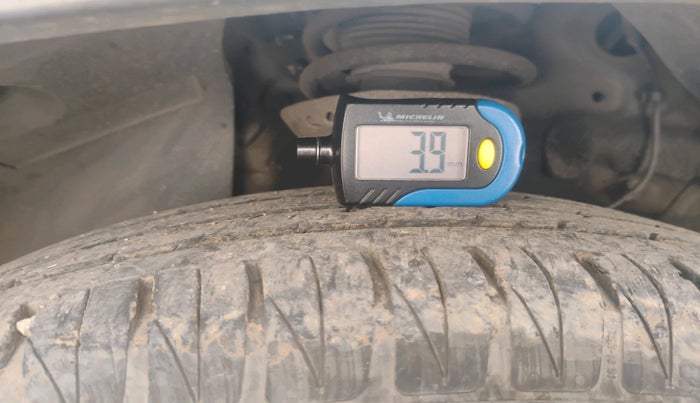 2021 KIA SONET HTX 1.0 IMT, Petrol, Manual, 32,951 km, tyre