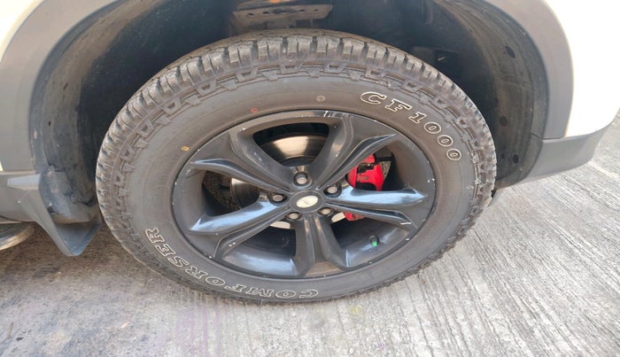 2019 Tata Harrier XZ 2.0L, Diesel, Manual, 1,51,175 km, tyre