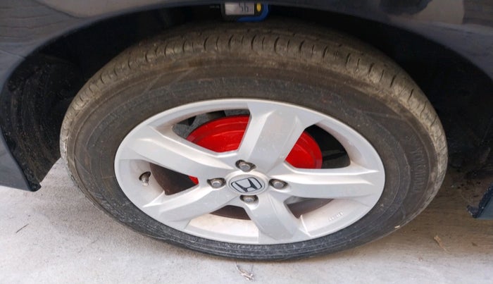 2011 Honda City 1.5L I-VTEC V MT, Petrol, Manual, 1,12,166 km, tyre