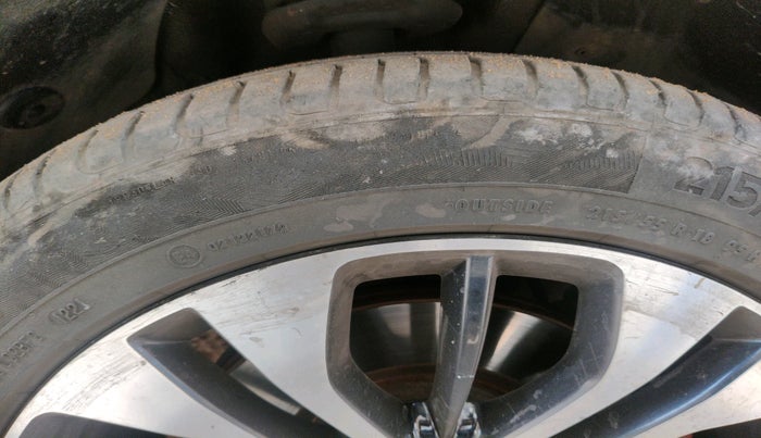 2022 MG HECTOR SHARP 2.0 DIESEL, Diesel, Manual, 75,700 km, tyre