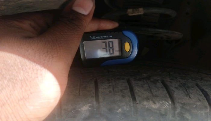 2022 Toyota Glanza V, Petrol, Manual, 51,517 km, tyre